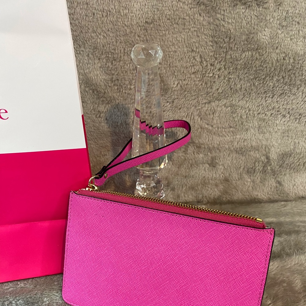 NWOT Kate Spade Zippered Wristlet - Picture 4 of 8